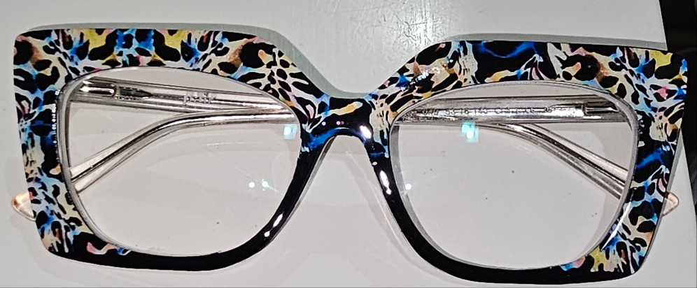 Abstract Blk & Blue Animal