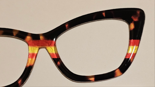 "STRIIPE" Striped Tort