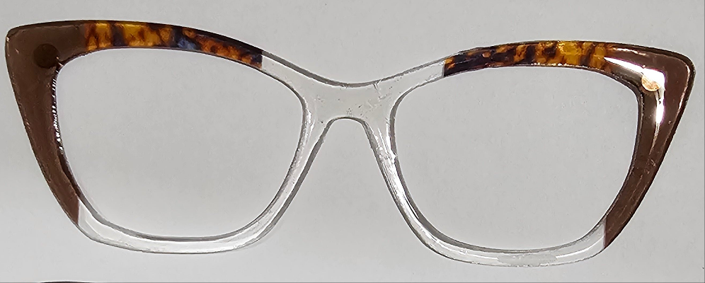 Brown Tort Faded to Clear