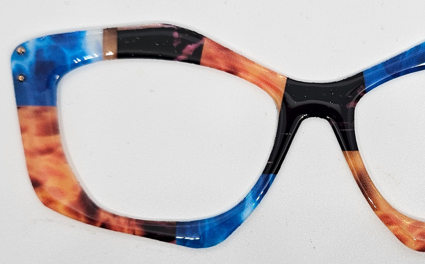 Tort 2 (XL Brown & Blue Tort)