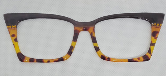 Giraffe Split