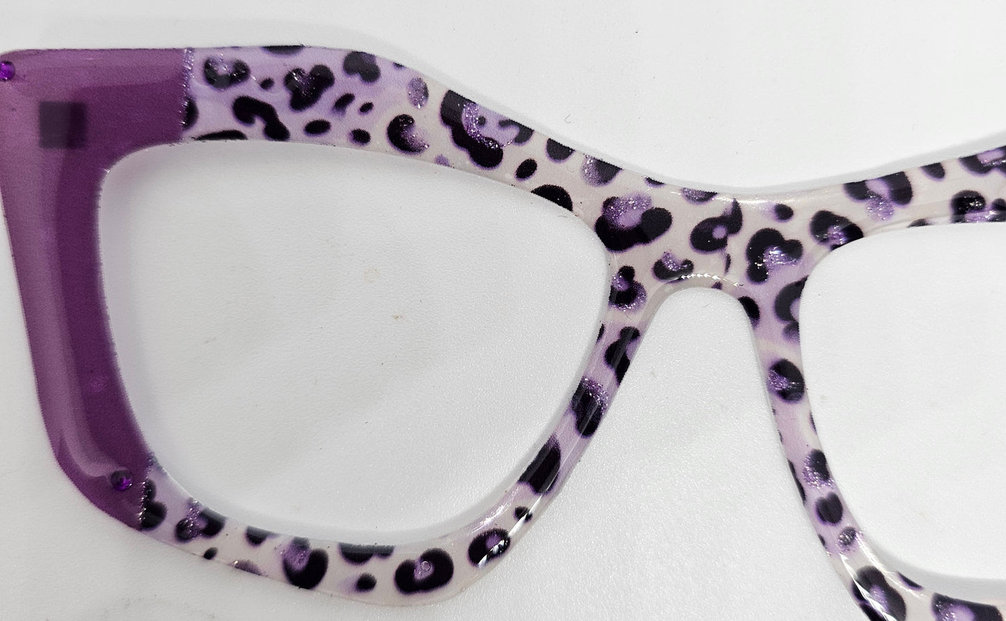 Lilac Lynx (Semi-Translucent)