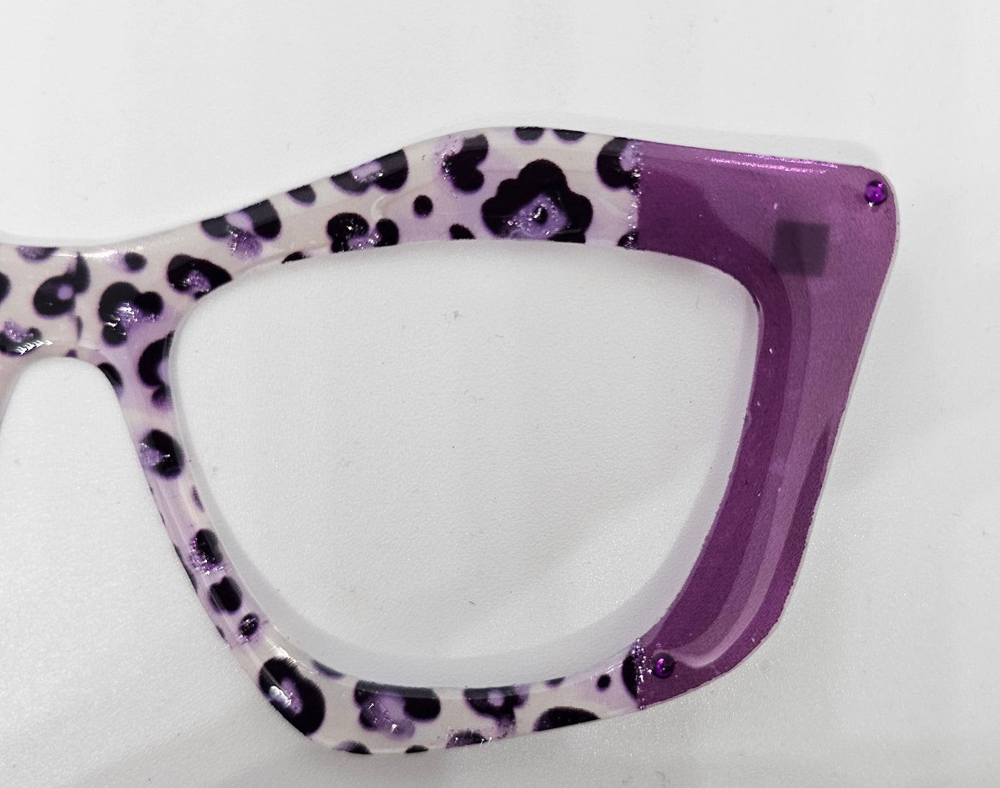 Lilac Lynx (Semi-Translucent)