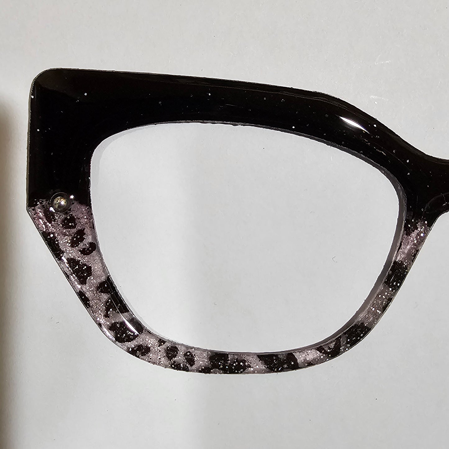 Blk Sparkle Animal