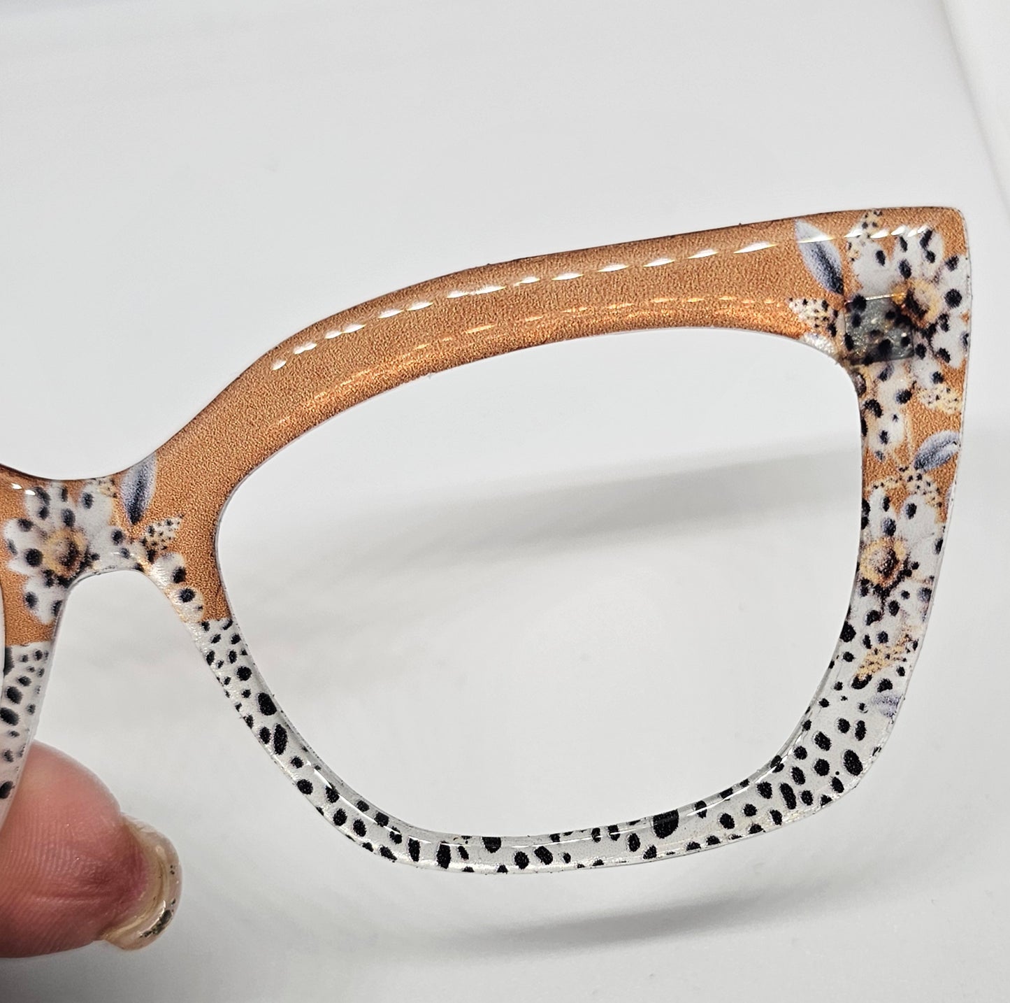 Tan Topped White Animal